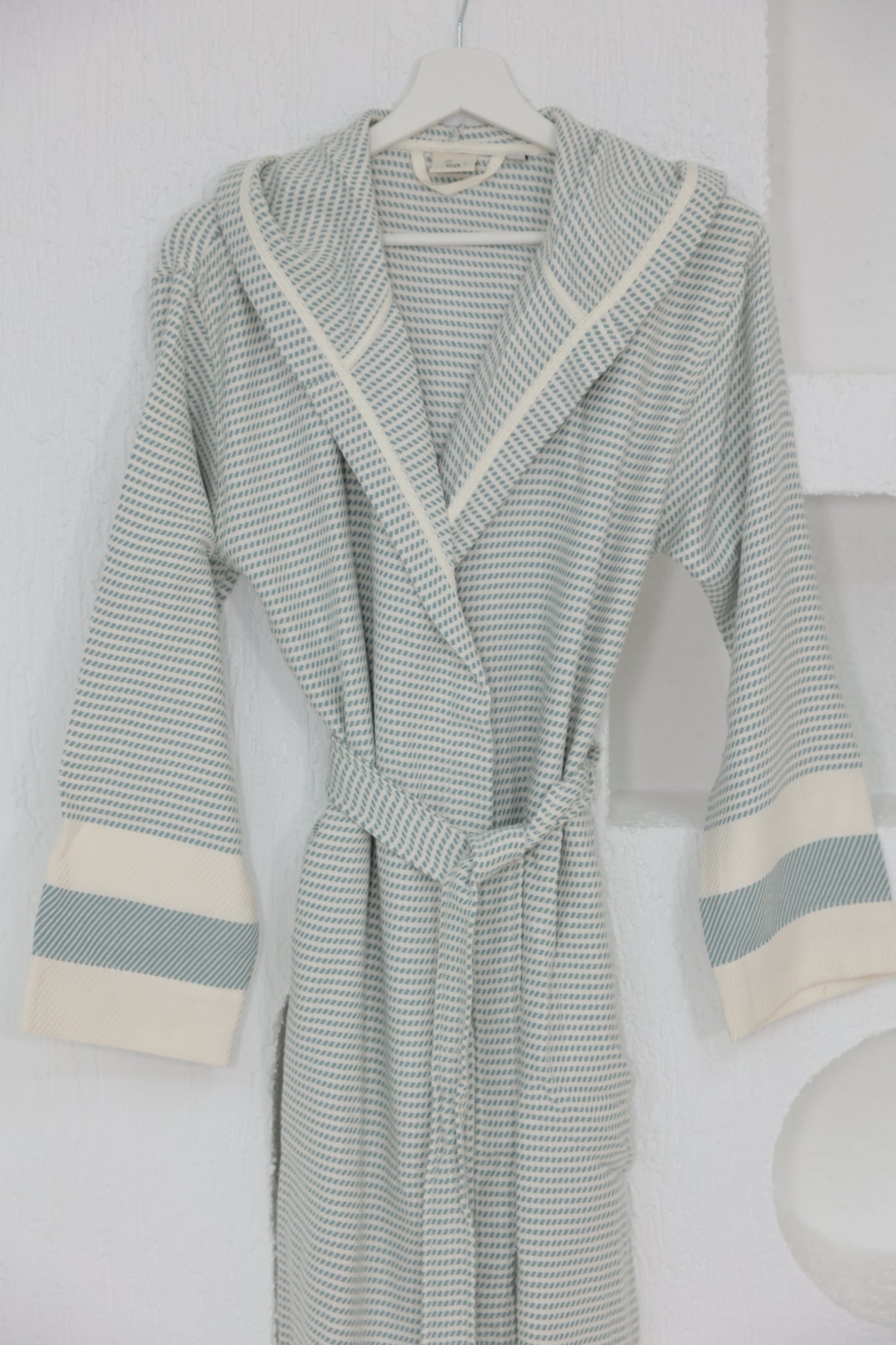 COTTON BLUE&WHITE BATHROBE image 4