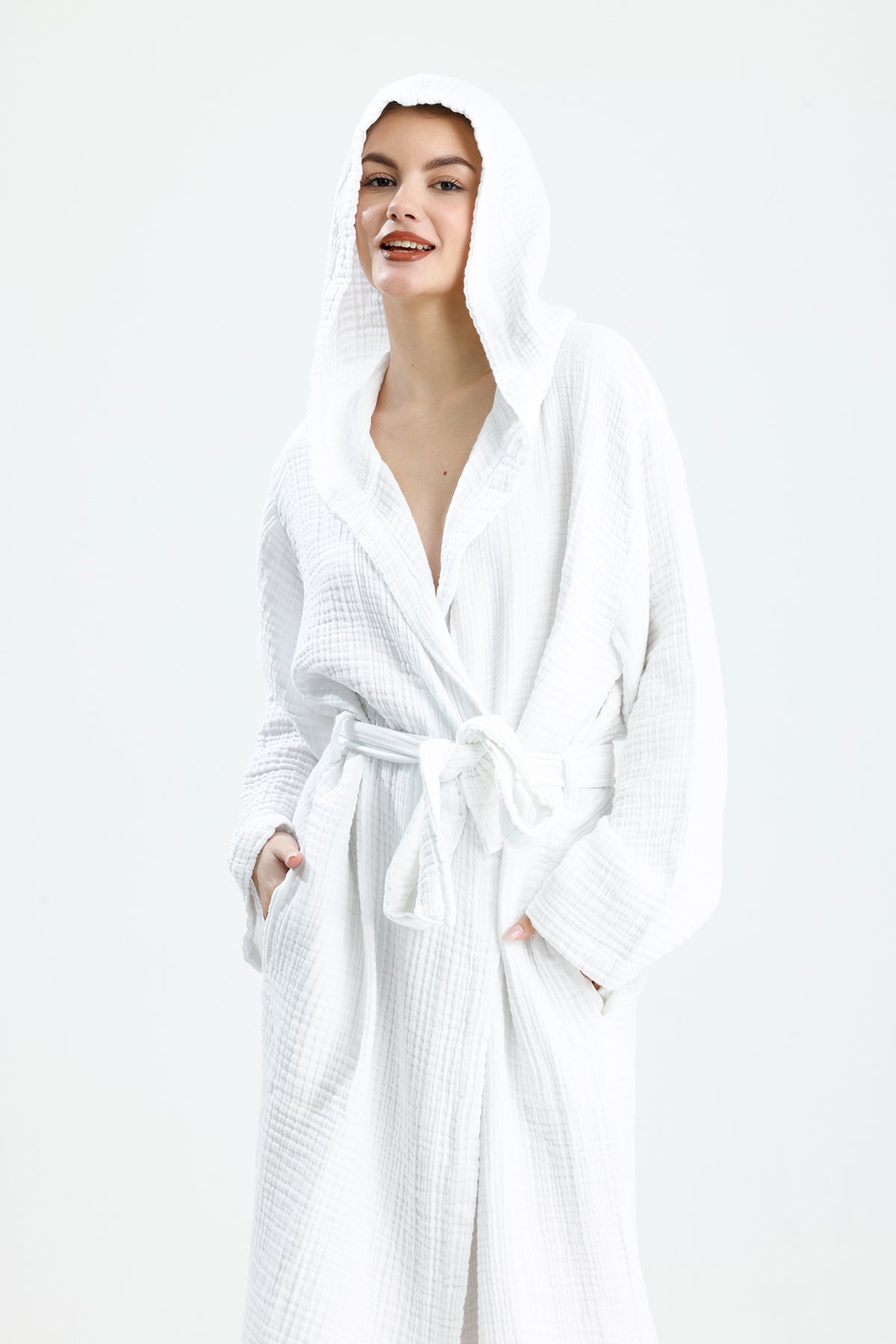 MUSLIN WHITE BATHROBE image 4