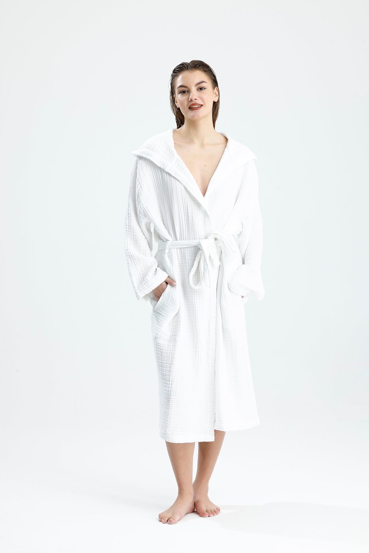MUSLIN WHITE BATHROBE image 3