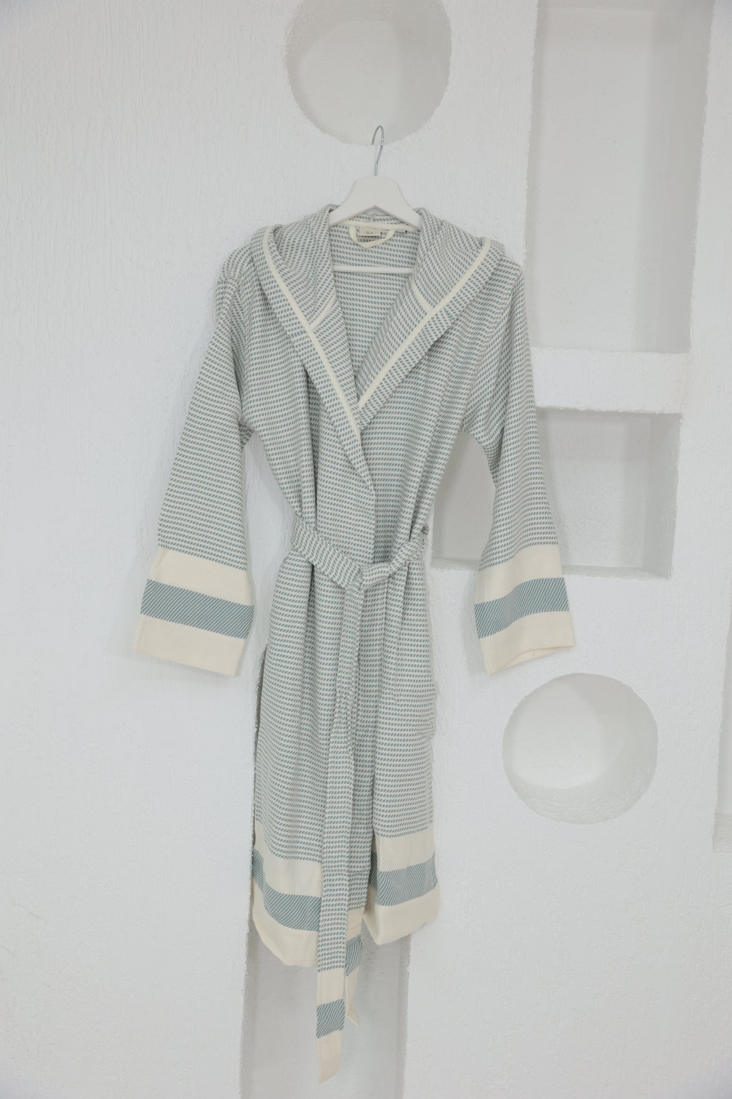 COTTON BLUE&WHITE BATHROBE image 0