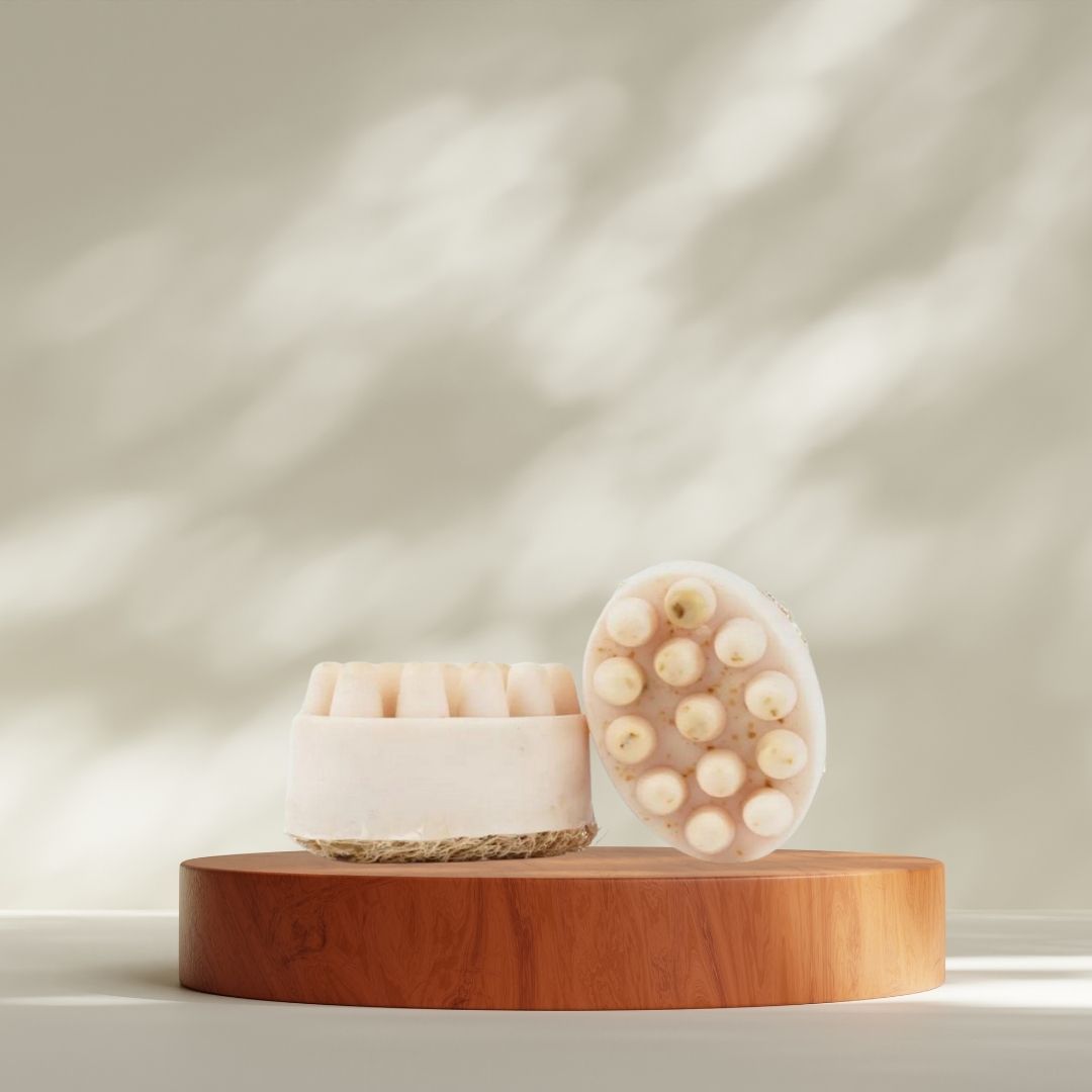 KOJIC ACID BLACK SEED TURMERIC EXFOLIATING SOAP image 0