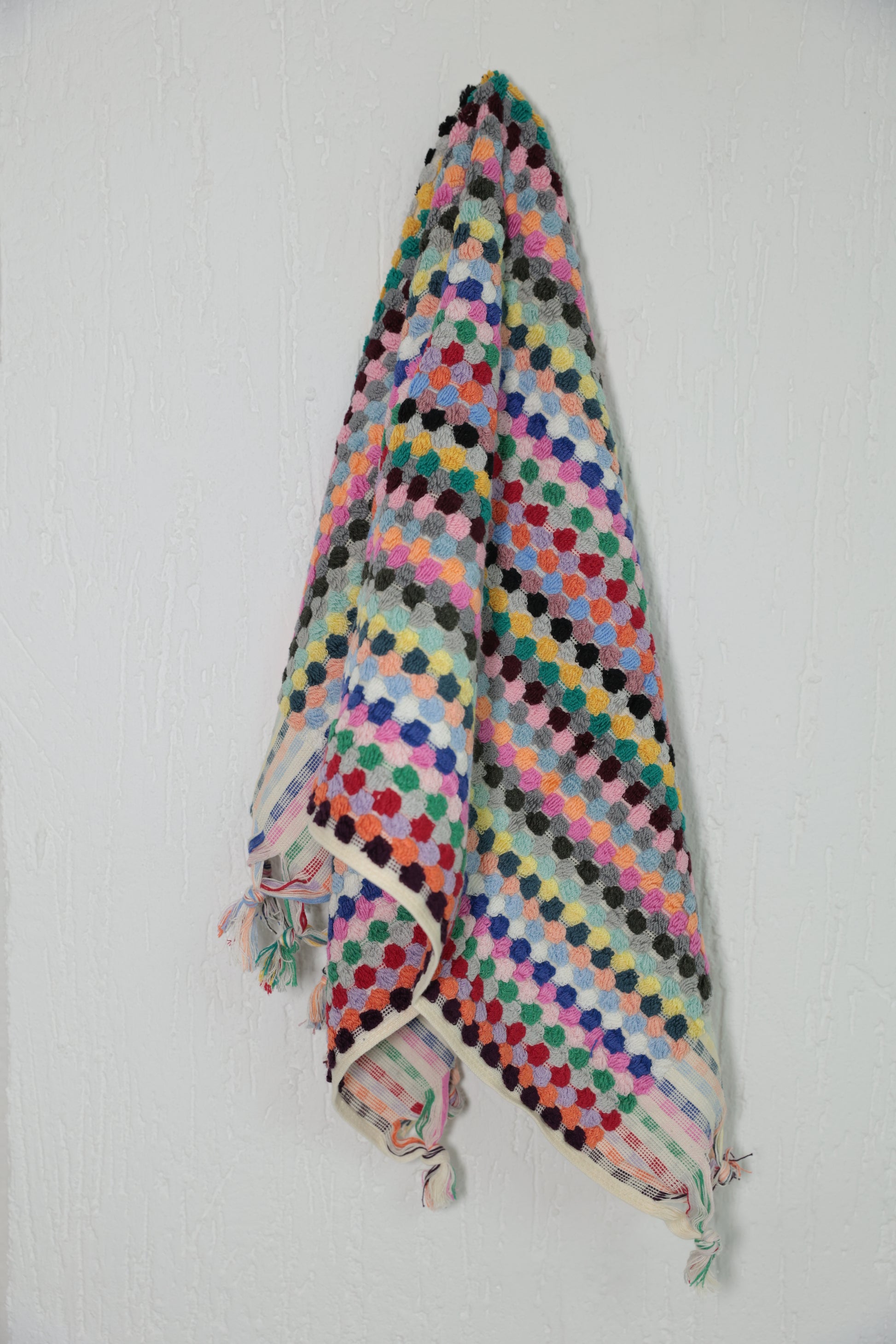 HAND TOWEL - COLORFUL DOTTED image 0