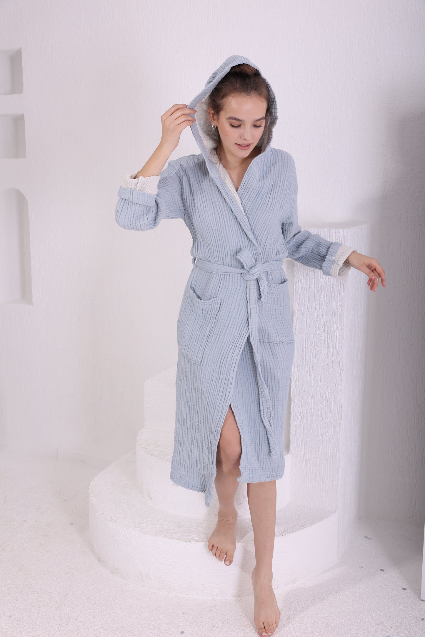 MUSLIN BLUE BATHROBE image 0
