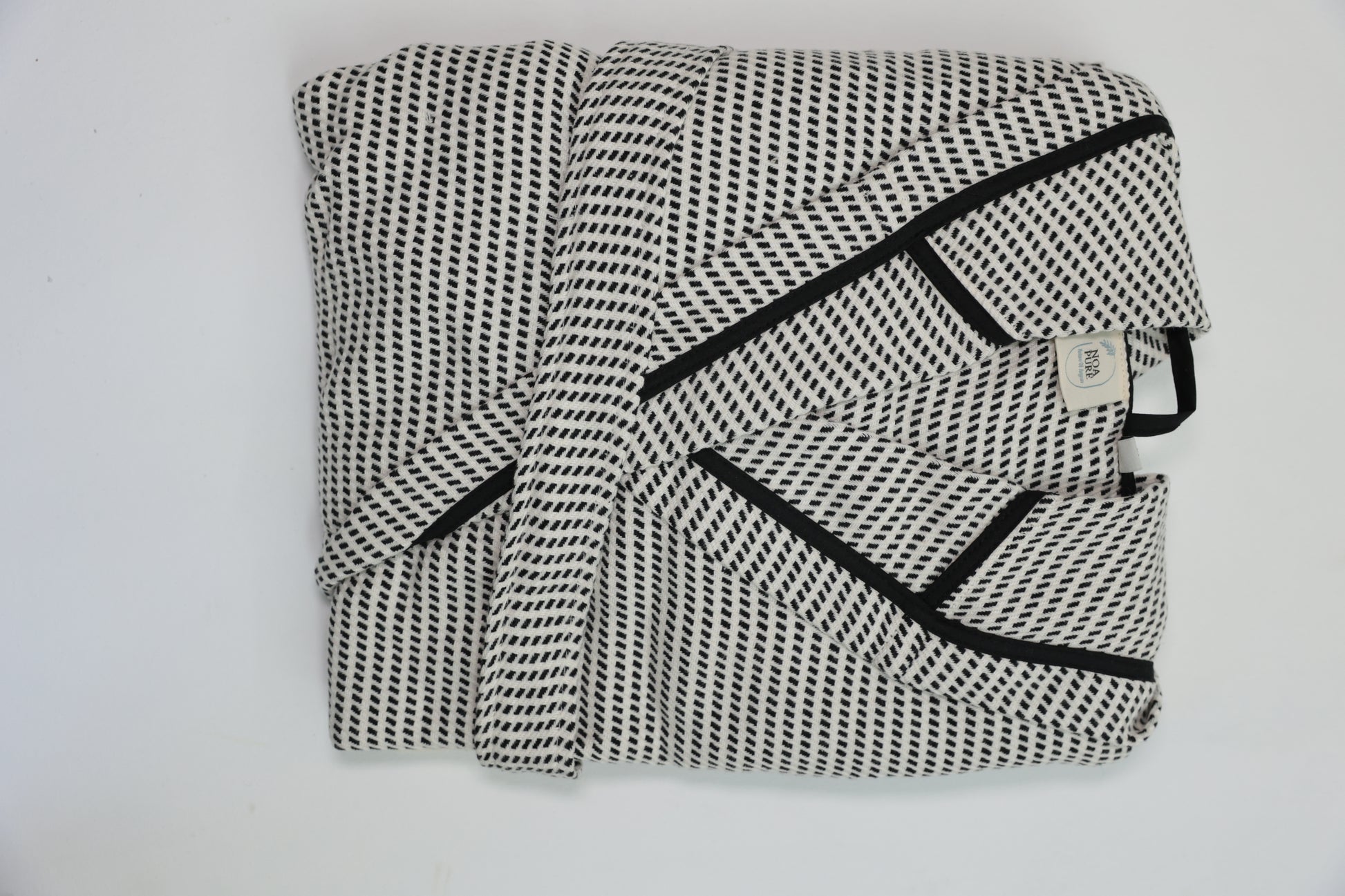 COTTON WHITE&BLACK BATHROBE image 2