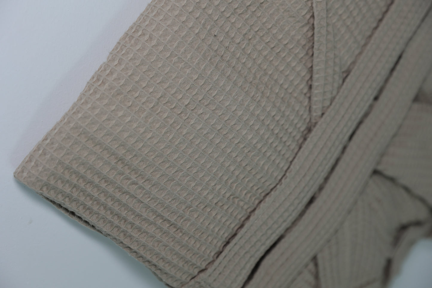 WAFFLE BEIGE BATHROBE image 3