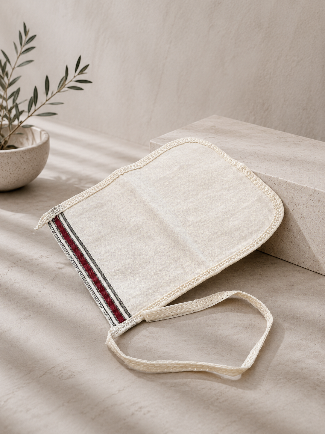 Traditional Kese Exfoliating Mitt