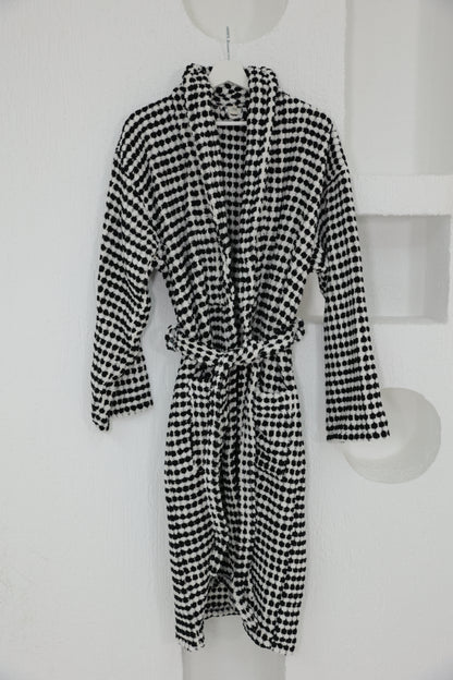 THICK BLACK&WHITE BATHROBE image 0