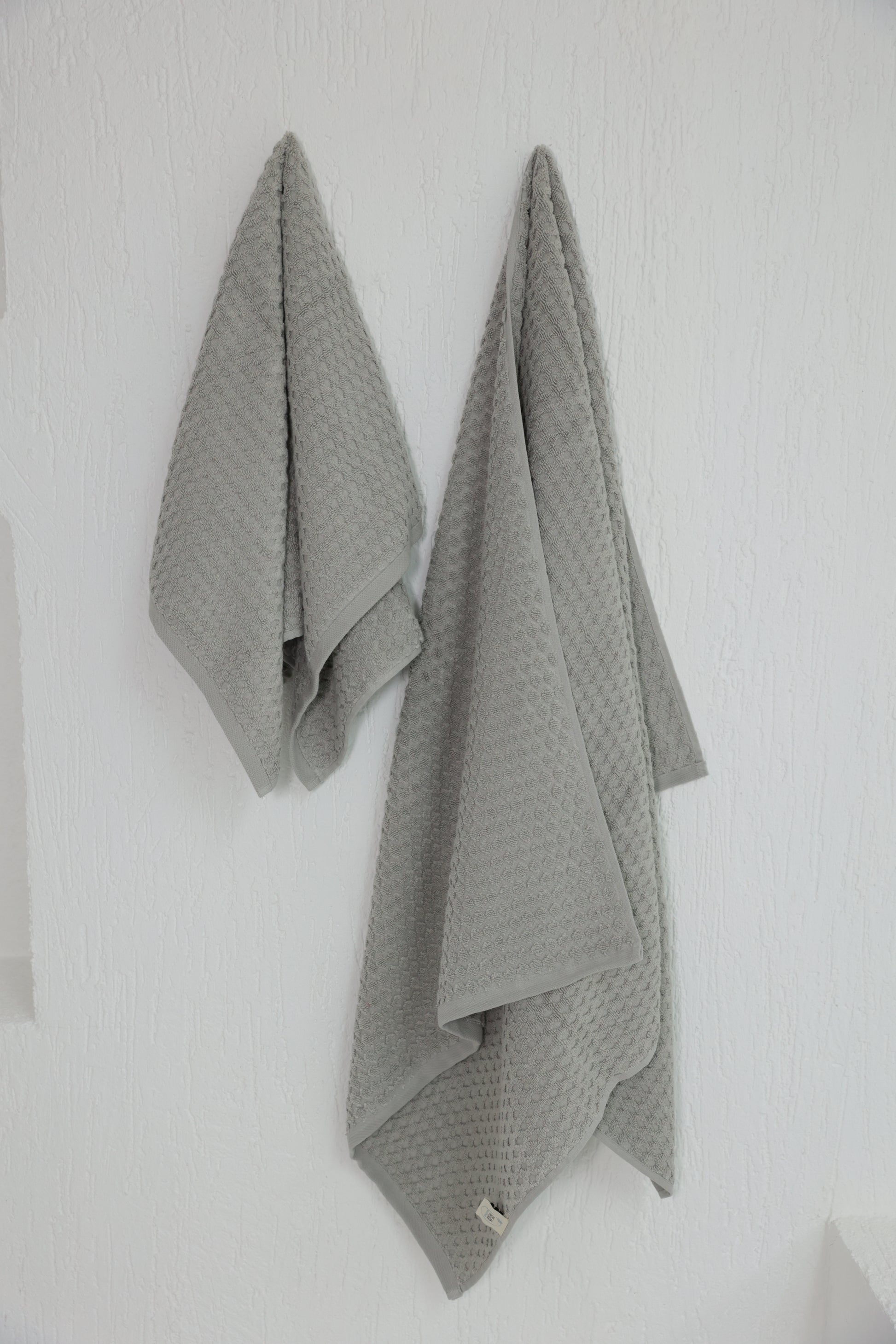 BATH AND HAND TOWEL SET MODEL1 (2-PIECE) image 0