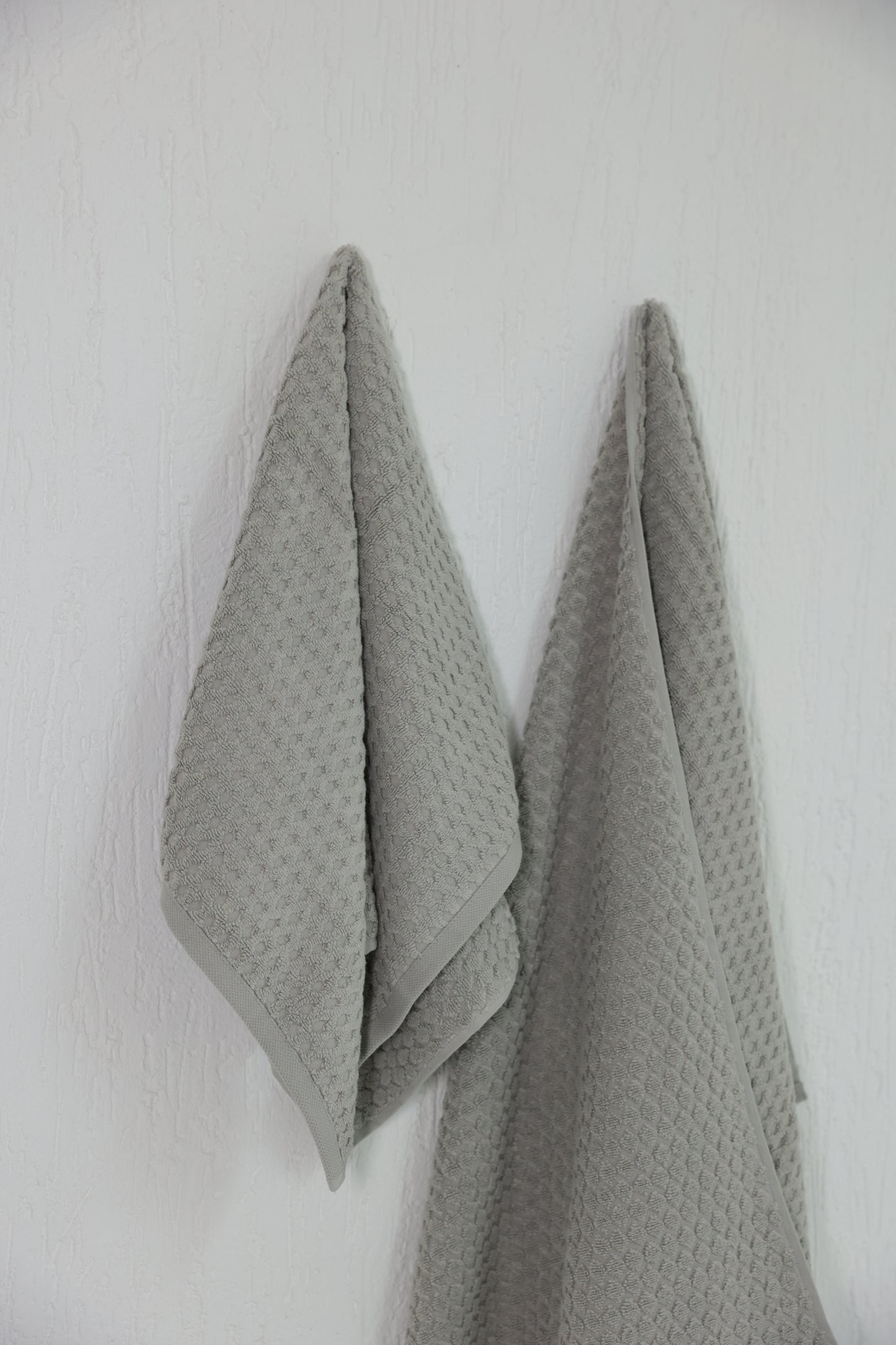 BATH AND HAND TOWEL SET MODEL1 (2-PIECE) image 1