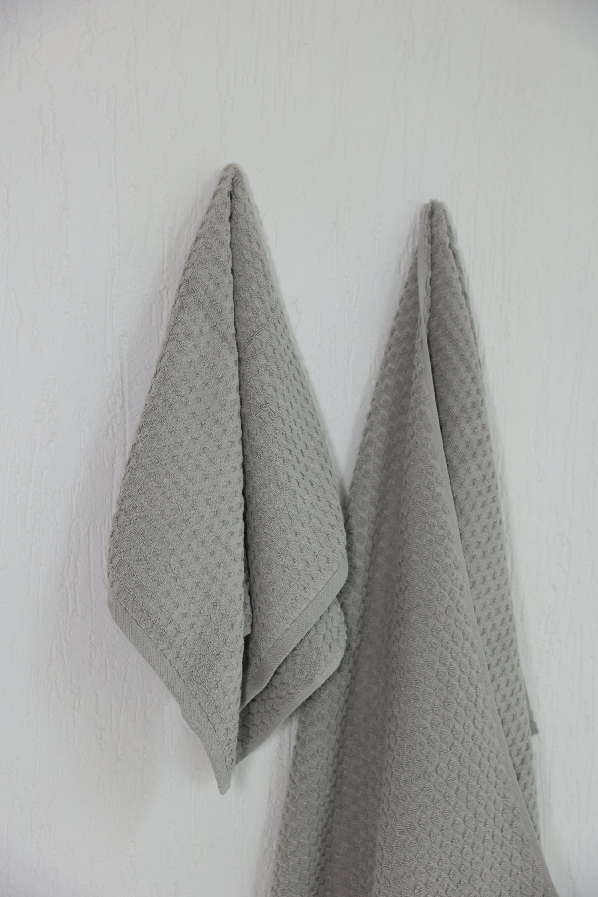BATH AND HAND TOWEL SET MODEL1 (2-PIECE) image 1