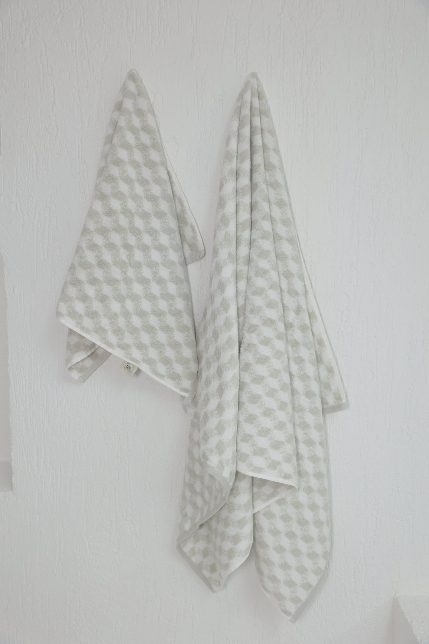 BATH AND HAND TOWEL SET MODEL 7 (2-PIECE) image 0