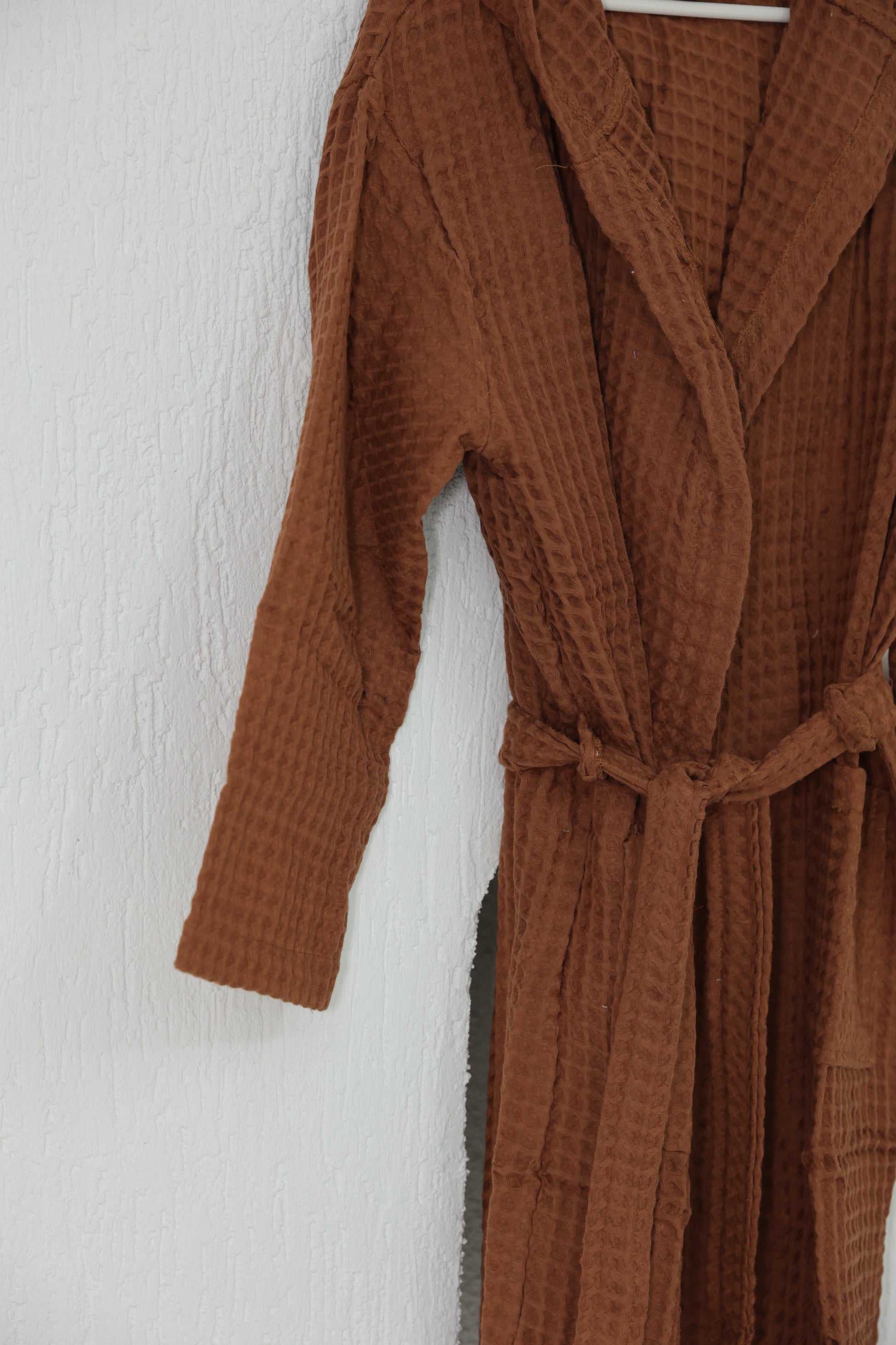 WAFFLE BROWN BATHROBE image 1