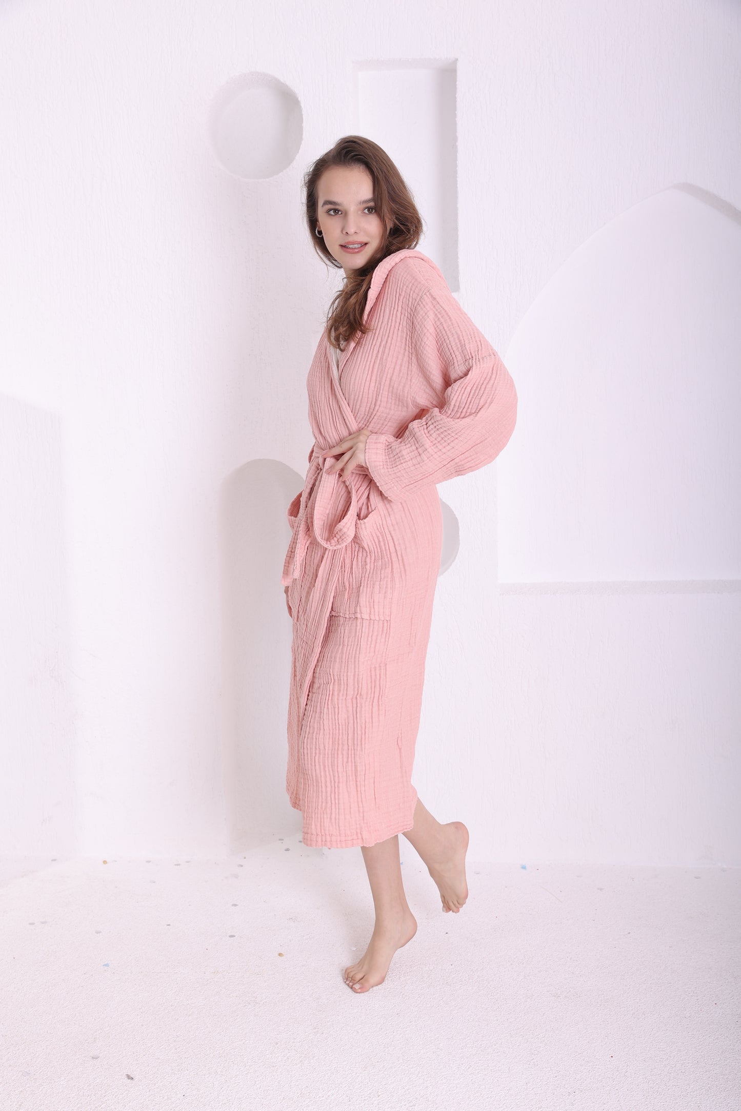MUSLIN PINK BATHROBE image 3