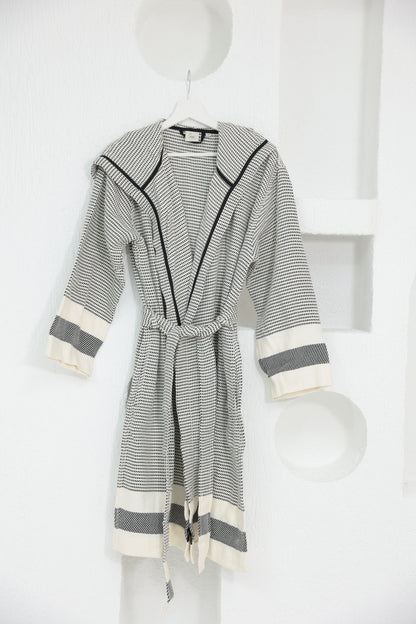 COTTON WHITE&BLACK BATHROBE image 0
