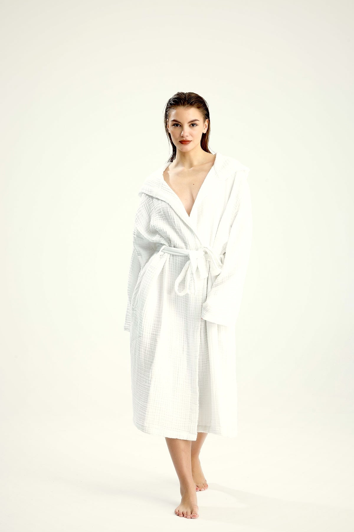 White muslin cotton bathrobe, product photograph, view 1
