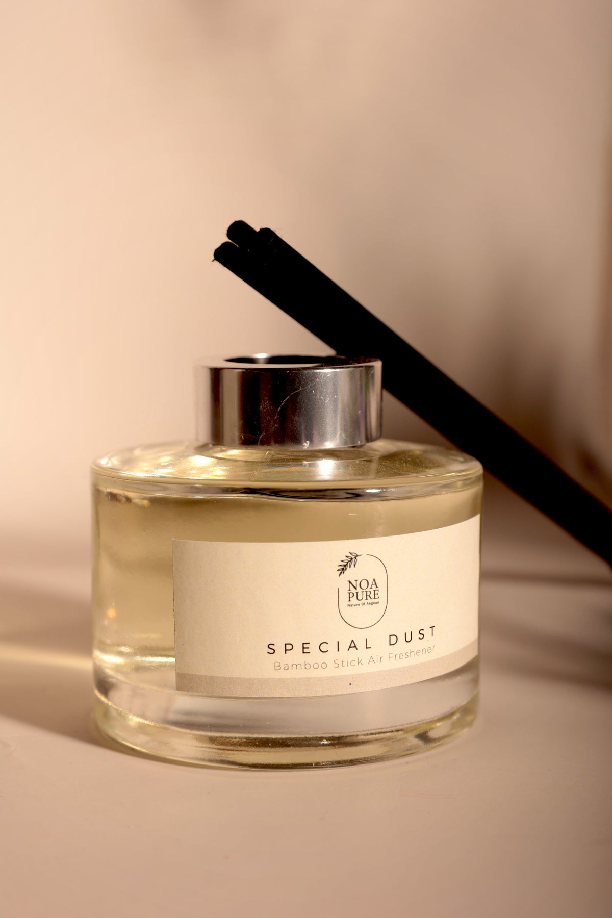 Special Dust Diffuser – reed diffuser with citrus and powdery notes, view 3