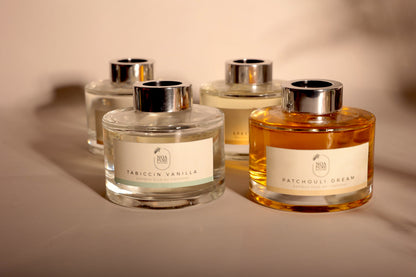 Special Dust Diffuser – reed diffuser with citrus and powdery notes, view 5