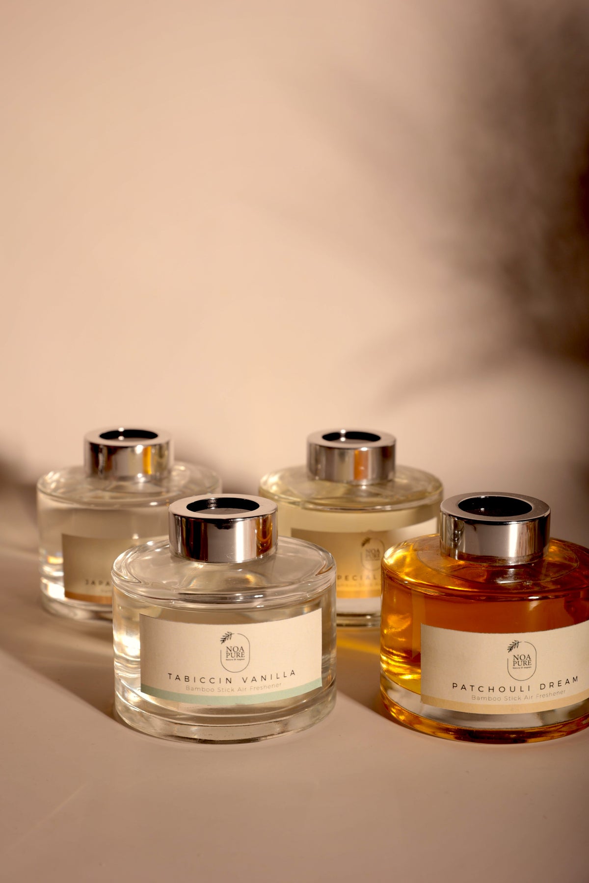 Special Dust Diffuser – reed diffuser with citrus and powdery notes, view 6