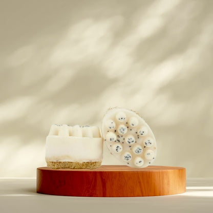 White Glow Exfoliating Soap Bar